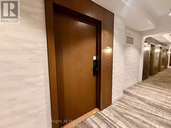 Oakville (jm Joshua Meadows), ON L6H8C8,3240 William Coltson AVE #1609