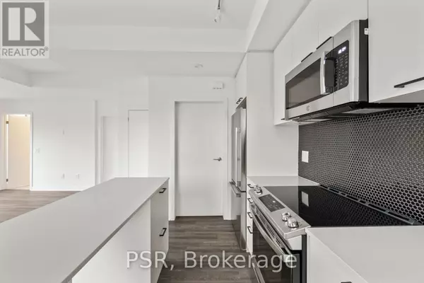 Toronto (weston-pellam Park), ON M6N0B5,40 Ed Clark Gardens BLVD #TH13