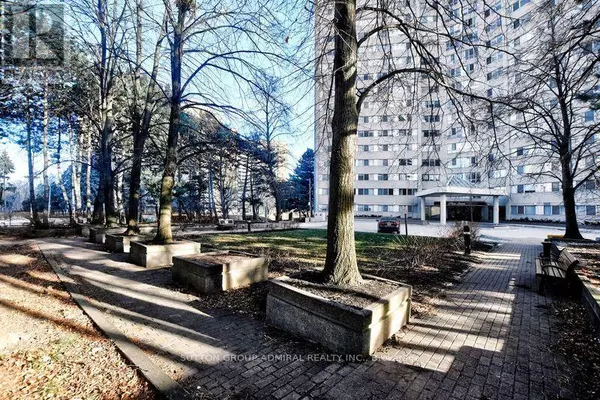 Mississauga (mississauga Valleys), ON L5A4B8,3700 Kaneff CRES #609