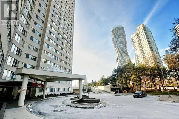 Mississauga (mississauga Valleys), ON L5A4B8,3700 Kaneff CRES #609