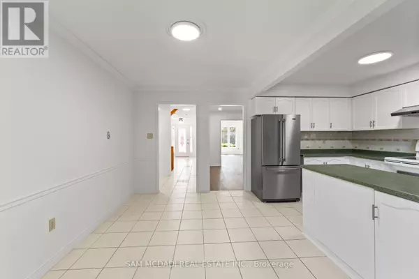 Oakville (wc Wedgewood Creek), ON L6H4W6,459 GLENASHTON DRIVE