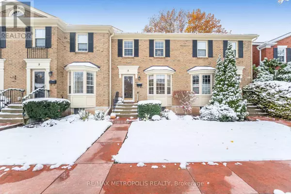 Burlington (brant), ON L7R1T9,2390 Woodward AVE #8