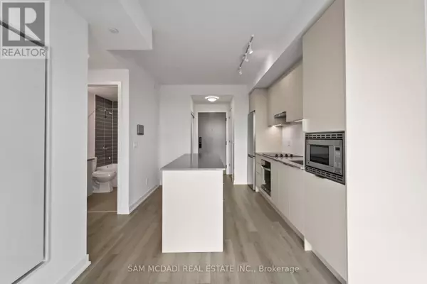 Oakville (jm Joshua Meadows), ON L6H8C5,3079 Trafalgar RD #303