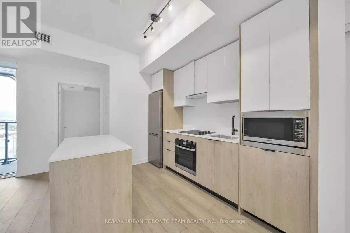 Toronto (islington-city Centre West), ON M8Z6C7,1007 The Queensway #524