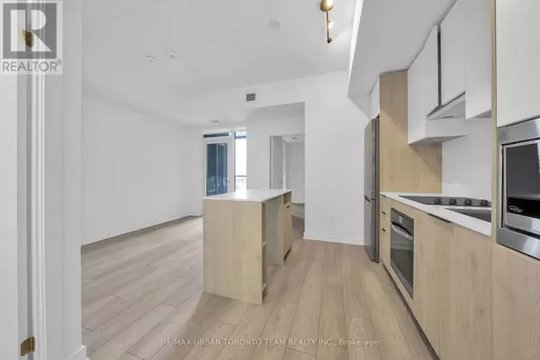 Toronto (islington-city Centre West), ON M8Z6C7,1007 The Queensway #524