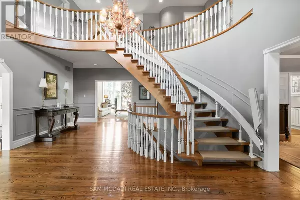 Mississauga (sheridan), ON L5H3X6,2235 SHAWANAGA TRAIL