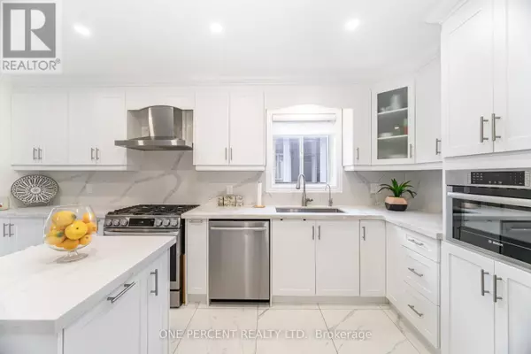 Mississauga (rathwood), ON L4Z1T9,704 BOOKHAM CRESCENT