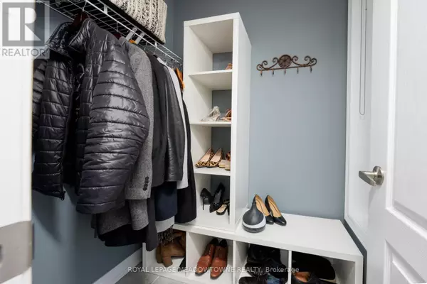 Halton Hills (georgetown), ON L7G0K7,71 NORTHWEST COURT