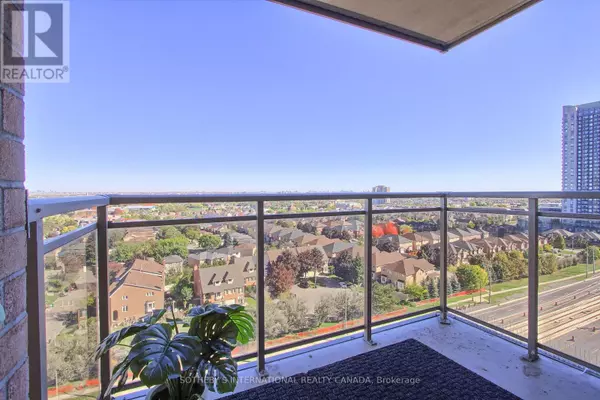 Mississauga (hurontario), ON L5R4G9,55 Strathaven DR #1415