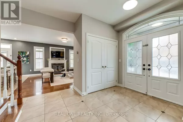 Oakville (jc Joshua Creek), ON L6H0B5,1254 JEZERO CRESCENT