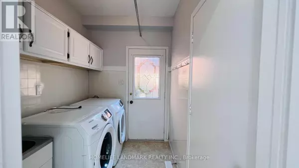 Oakville (ga Glen Abbey), ON L6M2R4,1551 STONEYBROOK TRAIL