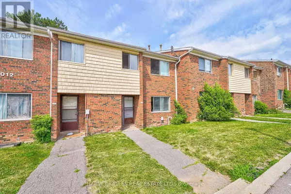 2012 Sheppard AVE West #TH102, Toronto (glenfield-jane Heights), ON M3N1A2