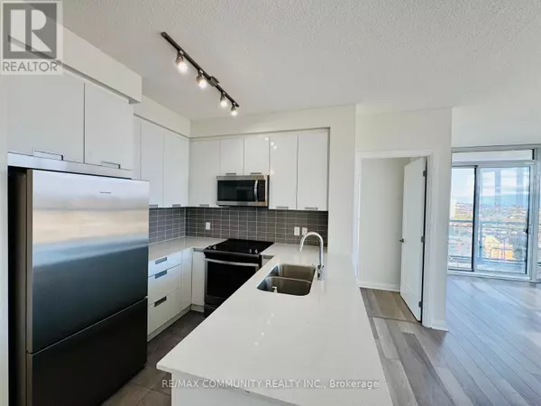 Mississauga (hurontario), ON L5R0G5,5025 Four Springs AVE #2002