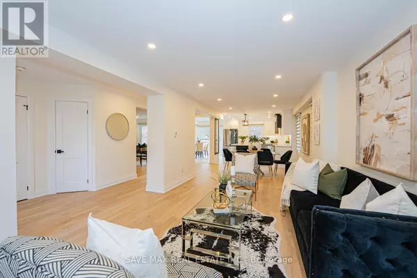 Mississauga (east Credit), ON L5M4T1,1612 MOONGATE CRESCENT E