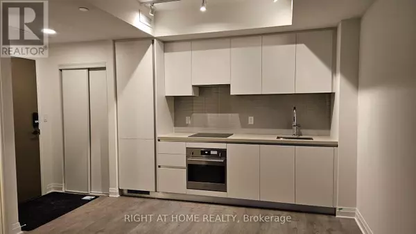 Mississauga (city Centre), ON L5B0N9,4015 The Exchange #4101