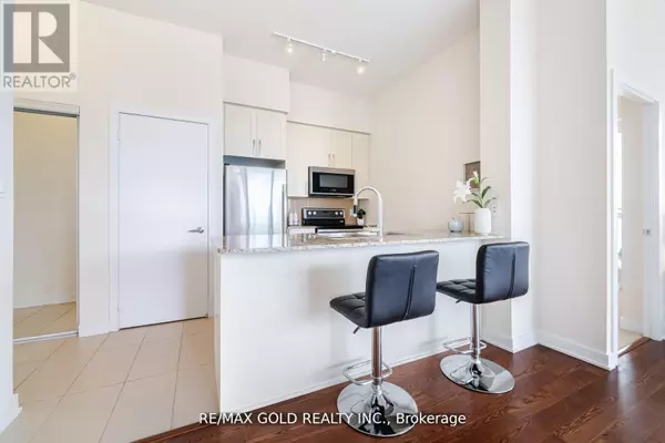 Mississauga (city Centre), ON L5B0E9,4070 Confederation Pkwy #607