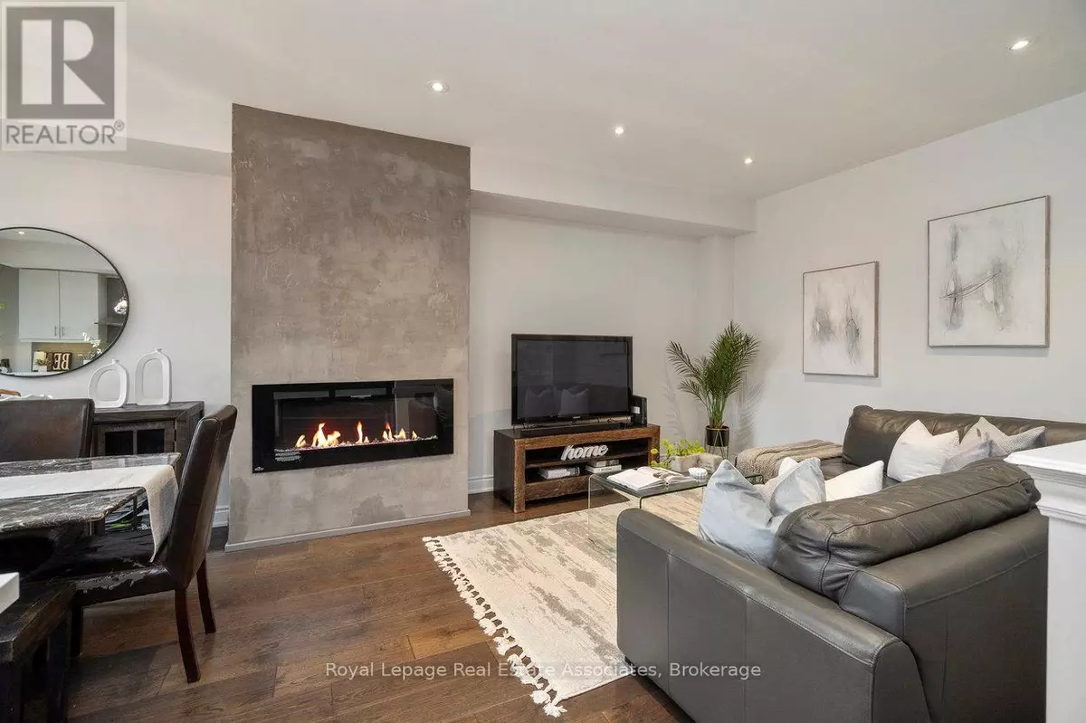 Oakville (jm Joshua Meadows), ON L6H0R7,3076 CASCADE COMMON