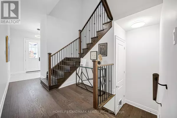 Oakville (go Glenorchy), ON L6H0Z1,3404 MOSLEY GATE