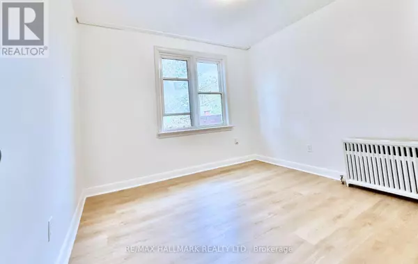 Toronto (alderwood), ON M8W3W2,314 Browns Line #Upper