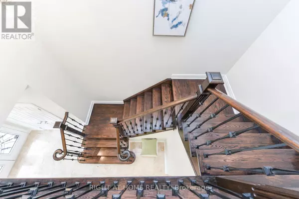 Mississauga (meadowvale Village), ON L5W0C8,7148 WRIGLEY COURT