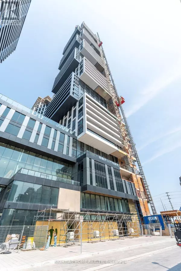 Mississauga (city Centre), ON L5B0N9,4015 The Exchange ST #3907