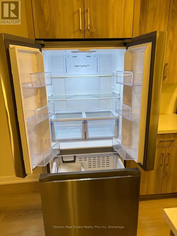 Oakville (nw Northwest), ON L6M5R3,1341 KANIV STREET