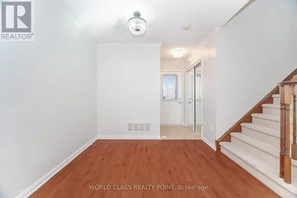 Milton (ha Harrison), ON L9T2C4,834 HERMAN WAY