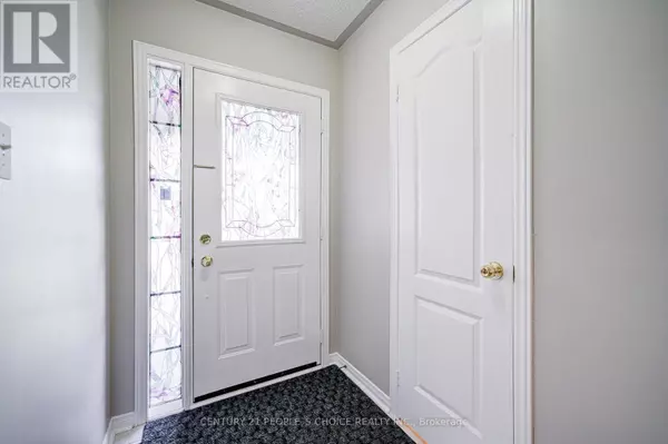 Brampton (bram East), ON L6P1J4,72 ZIA DODDA CRESCENT