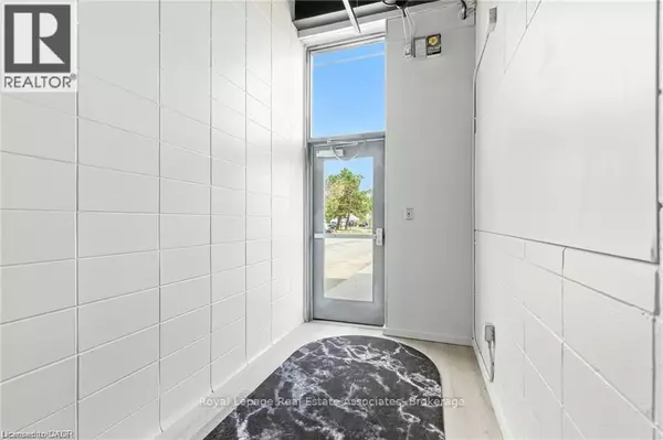 Burlington (industrial Burlington), ON L7M1H6,1232 Northside RD #202