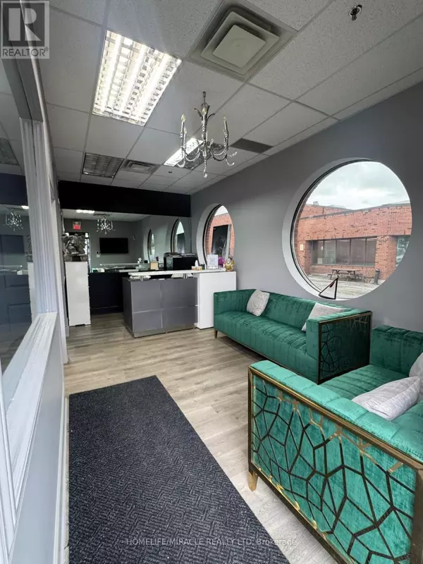 Mississauga (northeast), ON L5T1Y7,6985 Davand DR #17