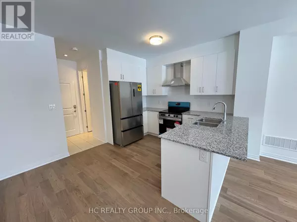 Oakville (go Glenorchy), ON L6M5S8,3219 CRYSTAL DRIVE