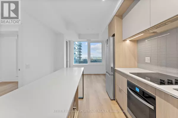 Mississauga (city Centre), ON L5B0P6,395 Square One DR #701