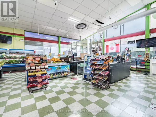 Mississauga (applewood), ON L4X2J4,3445 FIELDGATE DRIVE