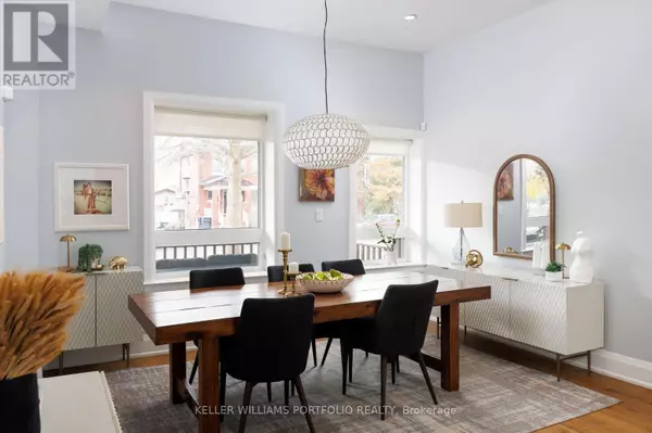 Toronto (junction Area), ON M6P2Z8,265 EVELYN AVENUE