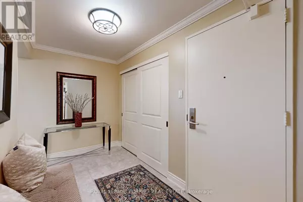 Mississauga (lakeview), ON L5E3E1,1400 Dixie RD ##2005