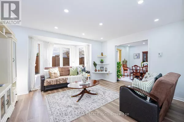 40 BLUE SPRUCE STREET, Brampton (sandringham-wellington), ON L6R1C5