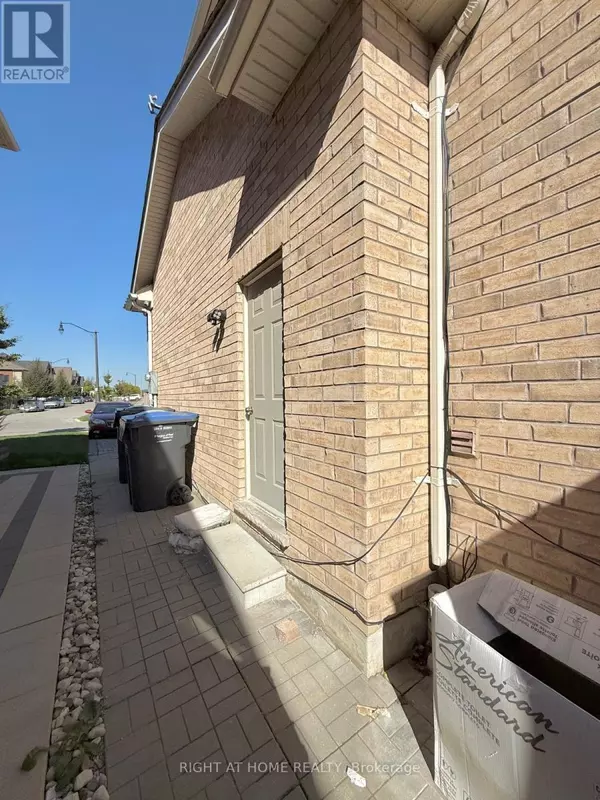 Brampton (bram West), ON L6Y2Z3,11 ALAMOSA COURT