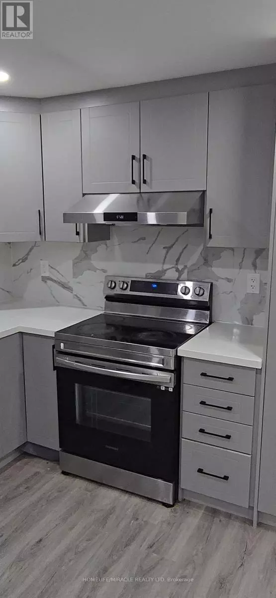 Brampton (northwest Brampton), ON L7A4Z4,BASEMENT APARTMENT - 23 ELVERTON CRESCENT