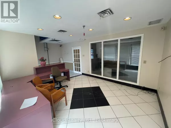 Brampton (parkway Belt Industrial Area), ON L6T5G6,19 Kenview BLVD #47