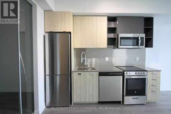 Toronto (york University Heights), ON M3N0L6,10 De Boers DR #908