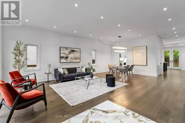 Mississauga (cooksville), ON L5A0A5,193 MATEO PLACE