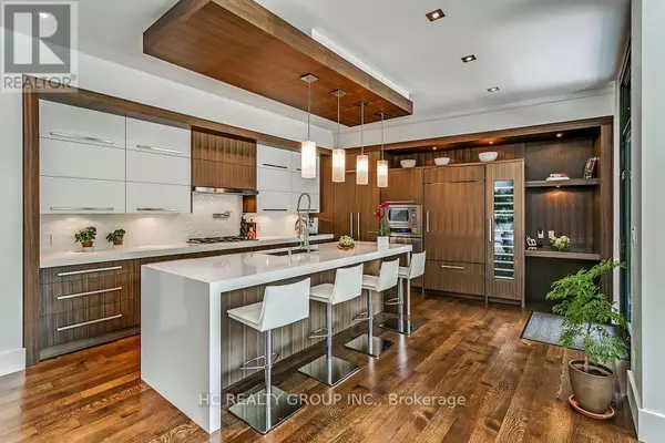 Oakville (mo Morrison), ON L6J4K2,363 MORRISON ROAD