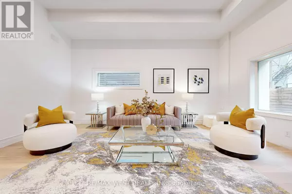 Toronto (junction Area), ON M6P1X9,2639 R Dundas ST West #4