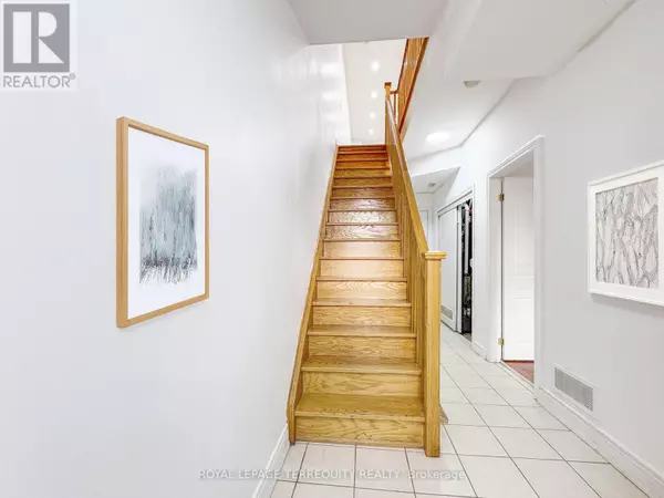 Toronto (mount Dennis), ON M6M5L7,25 BIJOU WALK