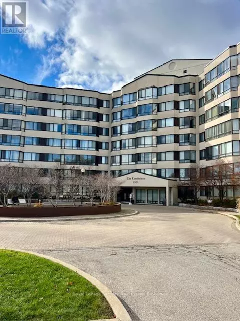 1001 Cedarglen Gate #423, Mississauga (erindale), ON L5C4R2