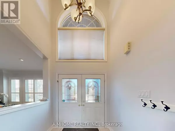 Oakville (wm Westmount), ON L6M4T1,2051 ASHMORE DRIVE