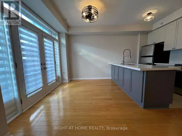 Oakville (wm Westmount), ON L6M0S4,2435 Greenwich DR #54