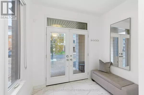 Oakville (go Glenorchy), ON L6H0L9,314 SQUIRE CRESCENT