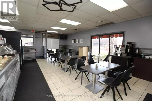 Toronto (york University Heights), ON M3J2R8,4069 CHESSWOOD DRIVE