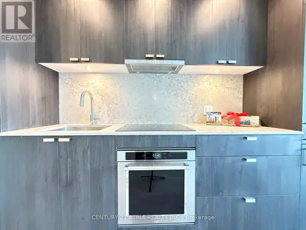 Toronto (edenbridge-humber Valley), ON M9A0G2,259 The Kingsway #613